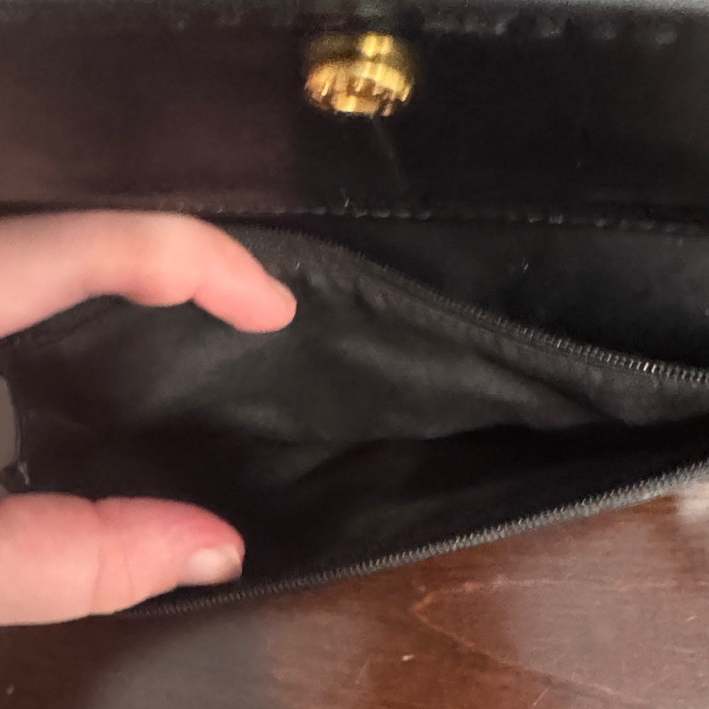 Marc Jacobs Black Textured Wallet - Picture 5 of 5